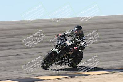 media/Oct-13-2025-Moto Forza (Mon) [[a66d839500]]/4-C Group/Session 2 (Bowl)/